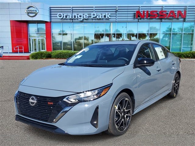 2025 Nissan Sentra SR photo 4