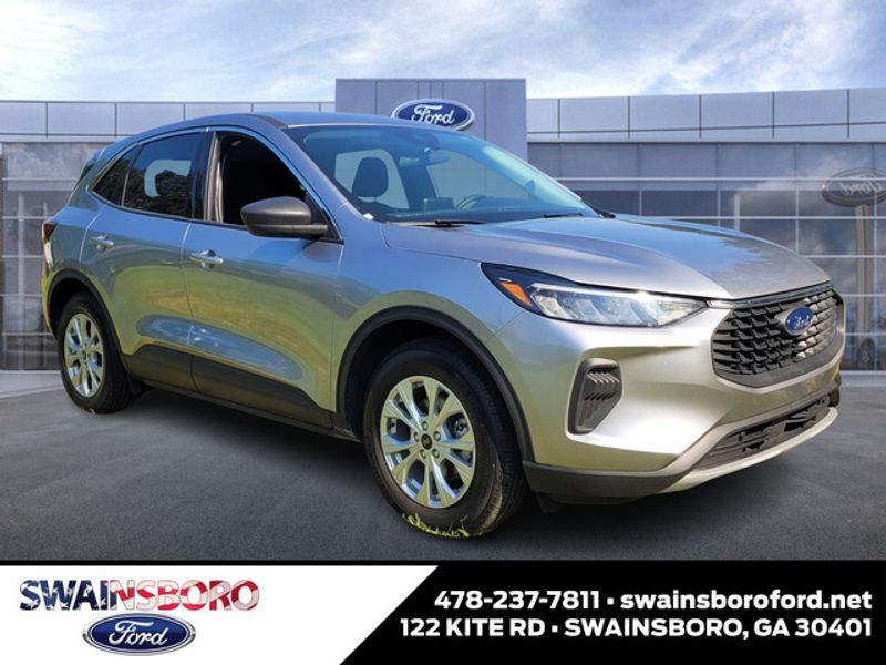 2024 Ford Escape Active's photo