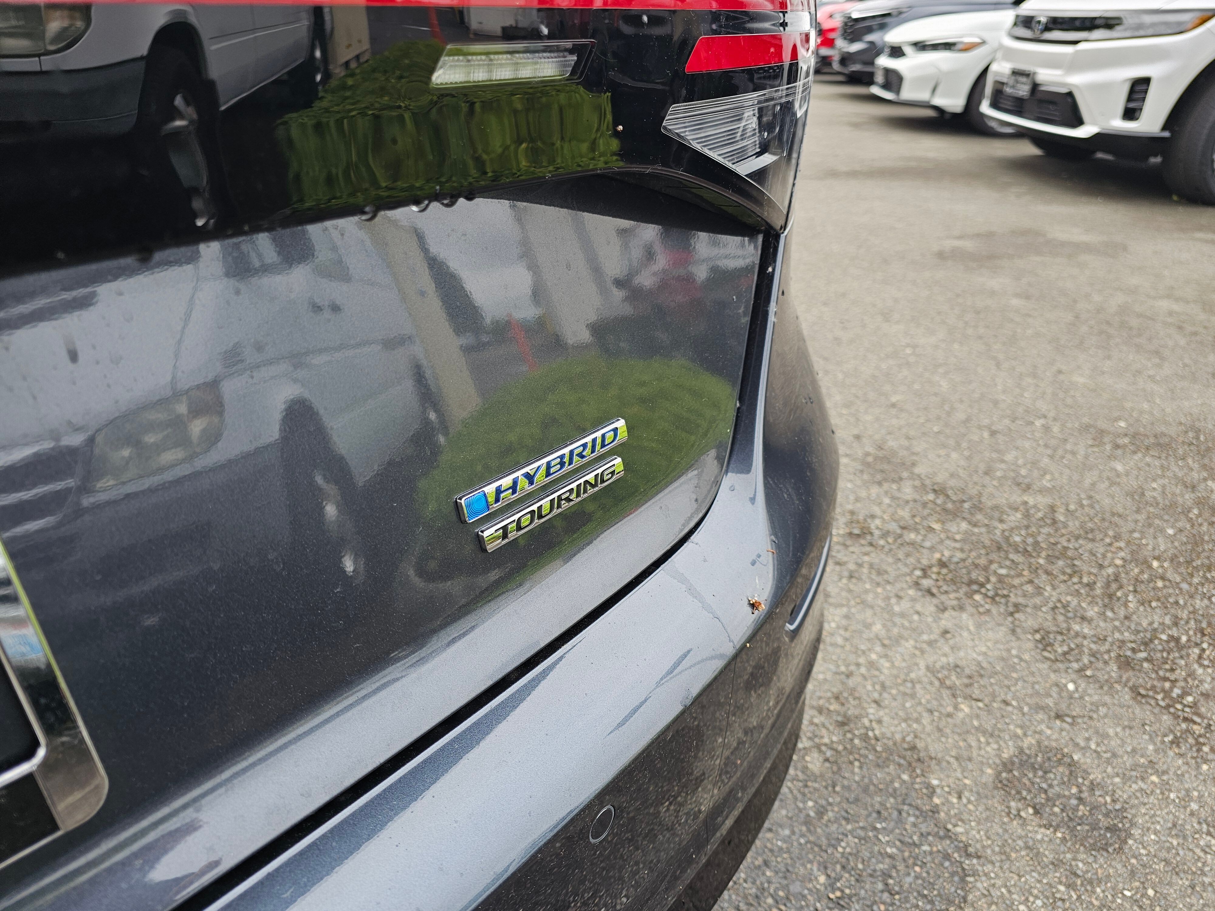 2025 Honda Accord Hybrid Touring photo 4