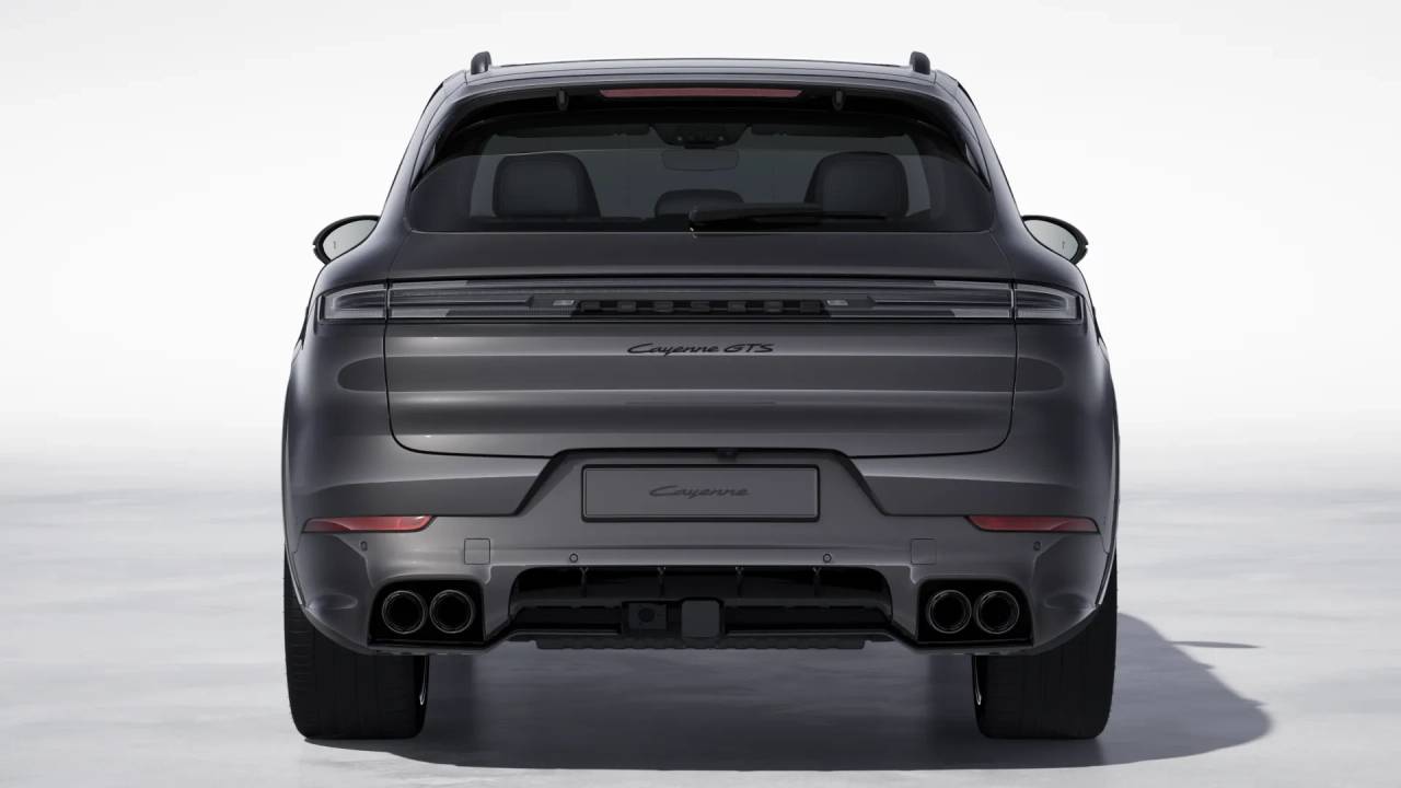 2026 Porsche Cayenne GTS photo 8