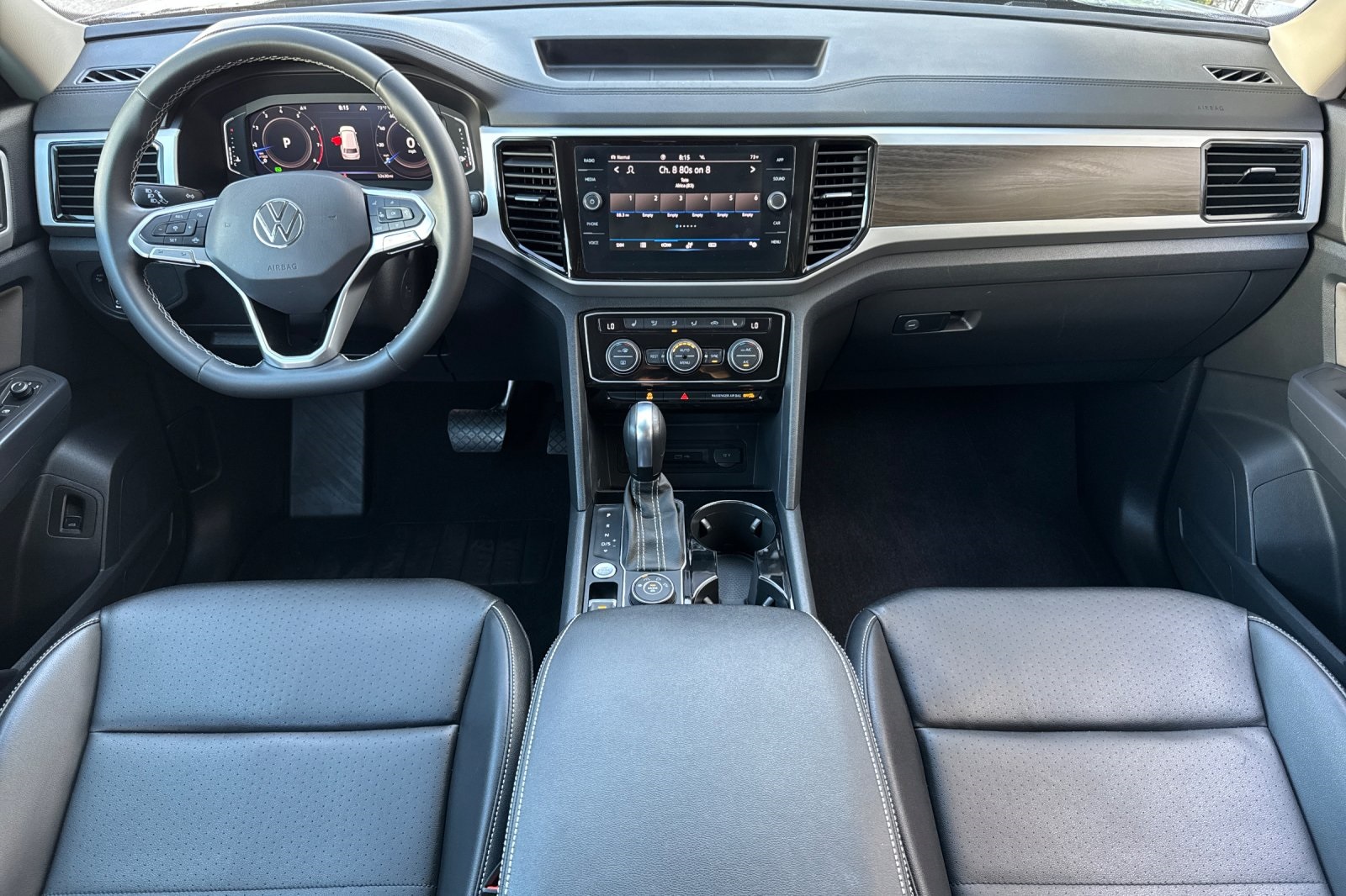 2022 Volkswagen Atlas V6 SE Technology photo 13