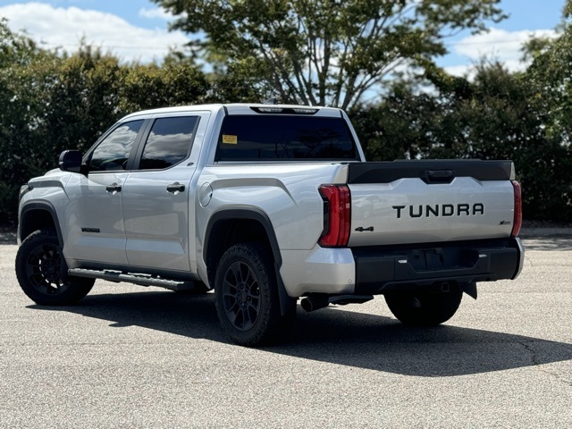 2024 Toyota Tundra SR5 photo 5