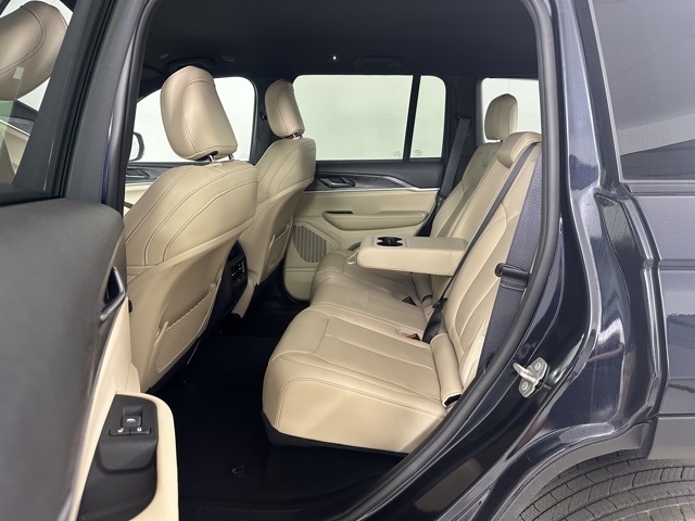 2024 Jeep Grand Cherokee Limited photo 16