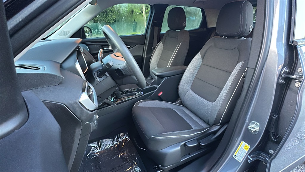 2021 Chevrolet Trailblazer LS photo 25
