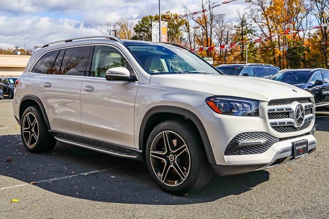 2022 Mercedes-Benz GLS GLS450's photo