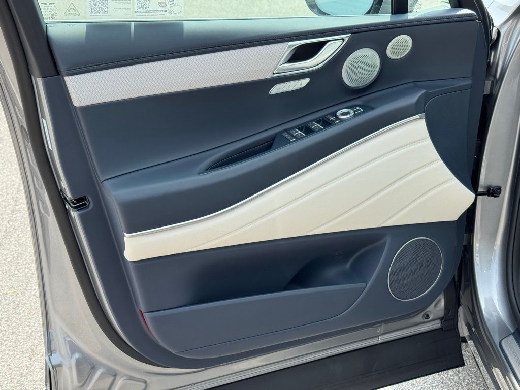 2025 Genesis GV80 3.5T Prestige photo 21