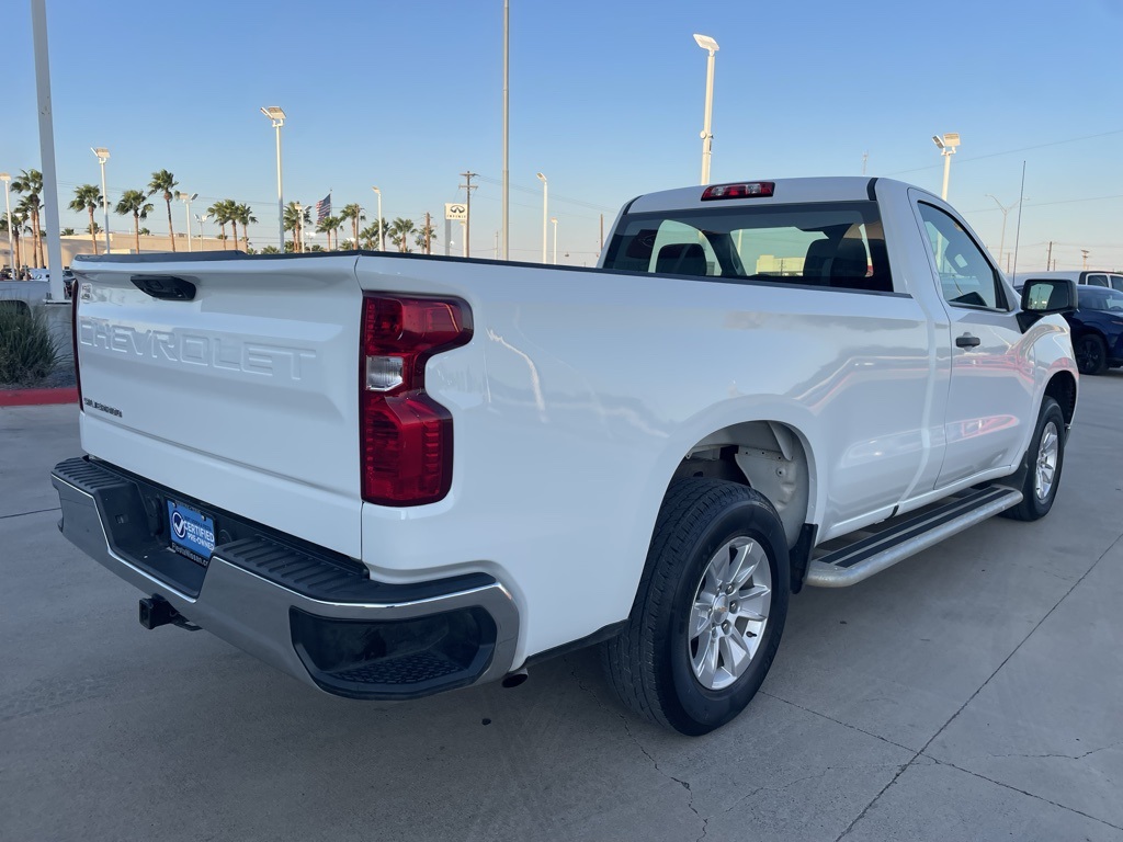2024 Chevrolet Silverado 1500 photo 2