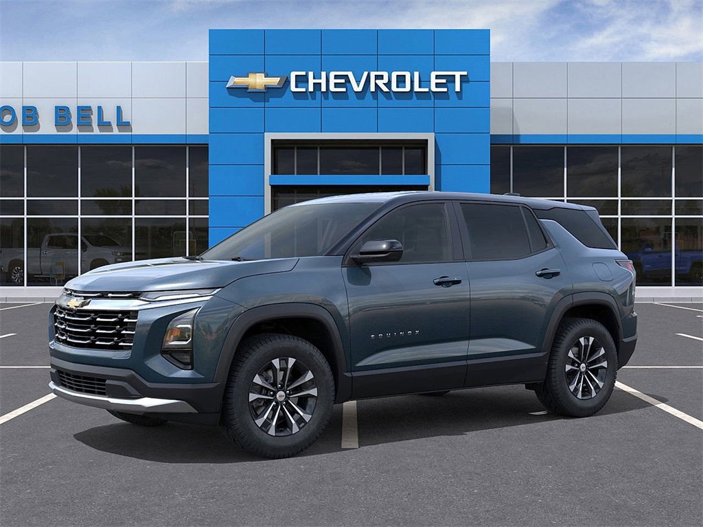 2026 Chevrolet Equinox LT photo 2