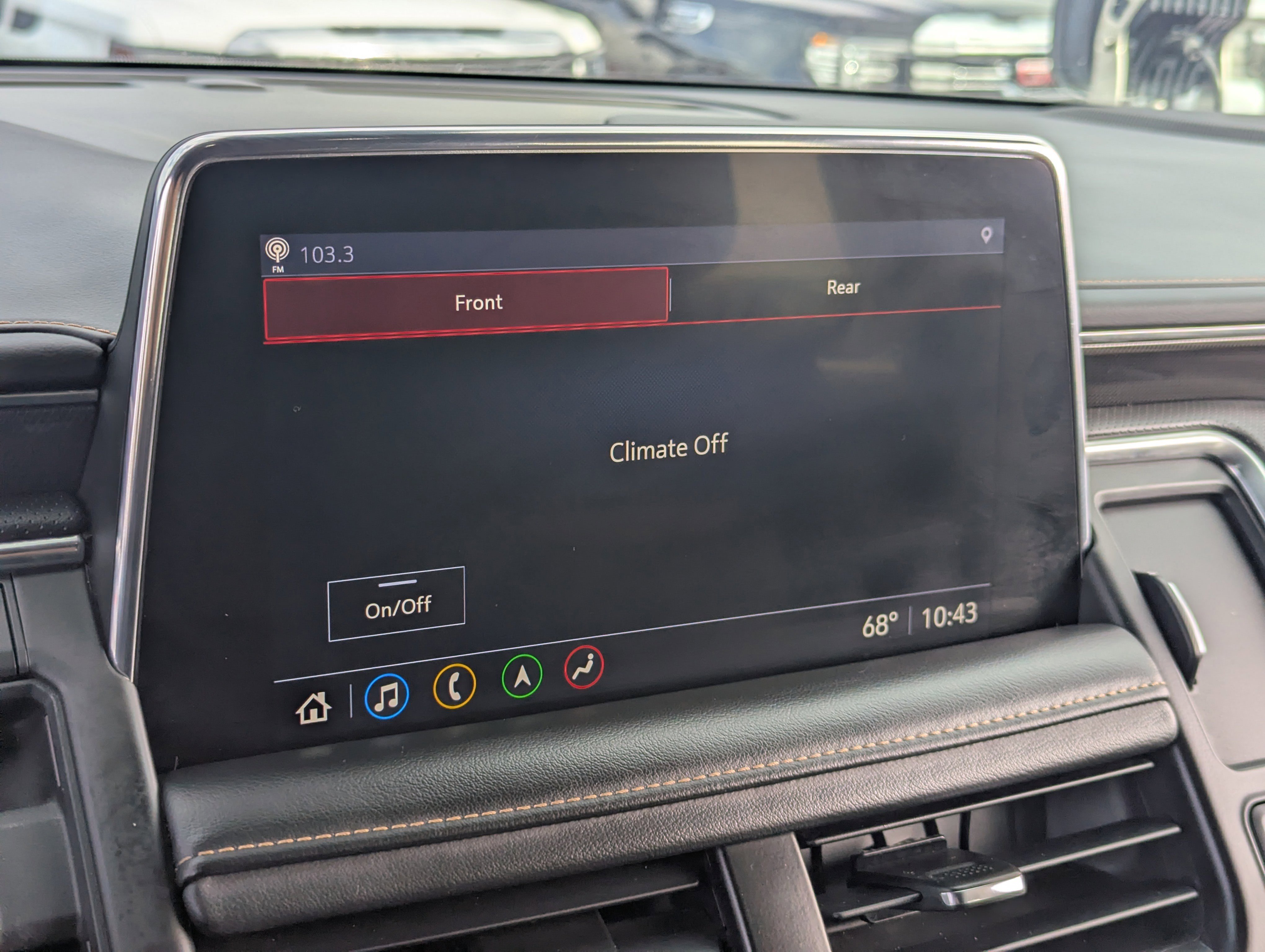 2021 Gmc Yukon AT4 photo 3