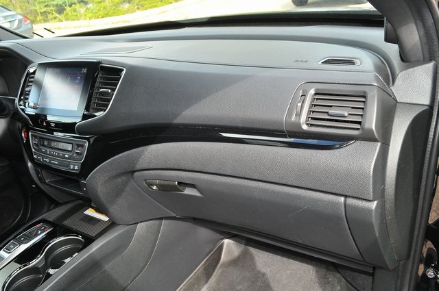 2022 Honda Ridgeline Black Edition photo 19
