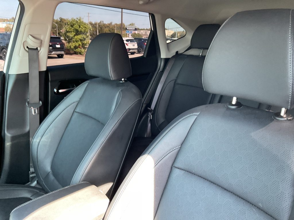 2023 Kia Seltos EX photo 16