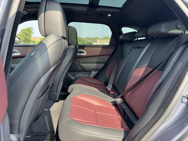 2026 Land Rover Range Rover Velar P400 Autobiography photo 10