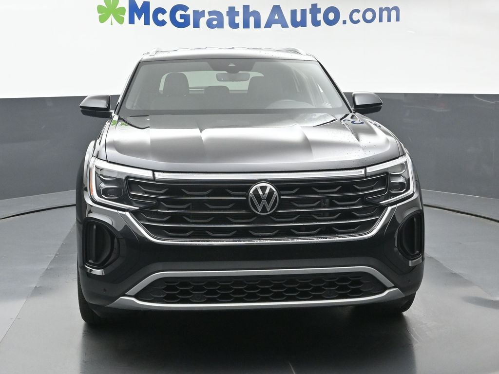 2026 Volkswagen Atlas Cross Sport SE Technology photo 2