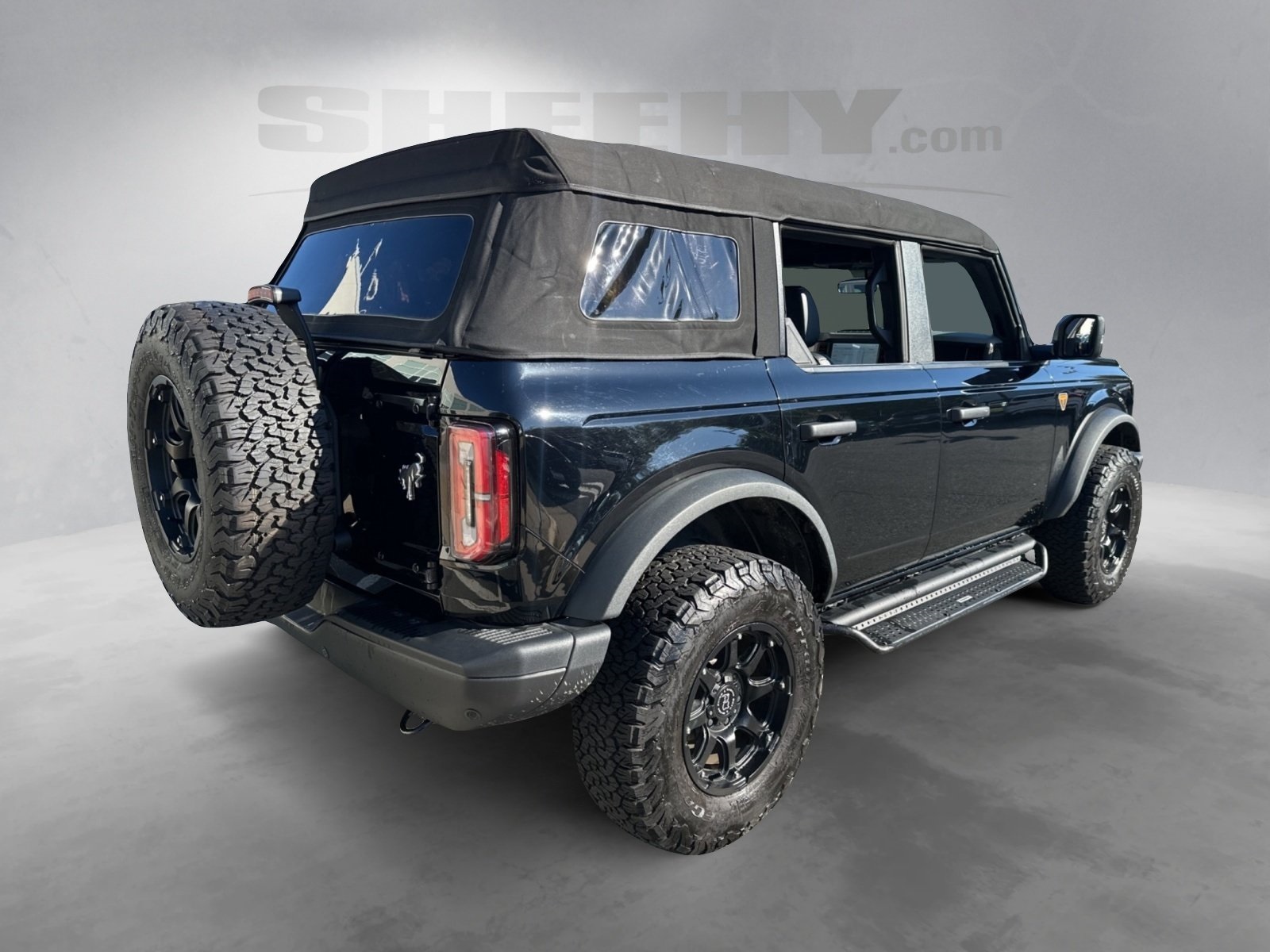 2023 Ford Bronco Badlands photo 4