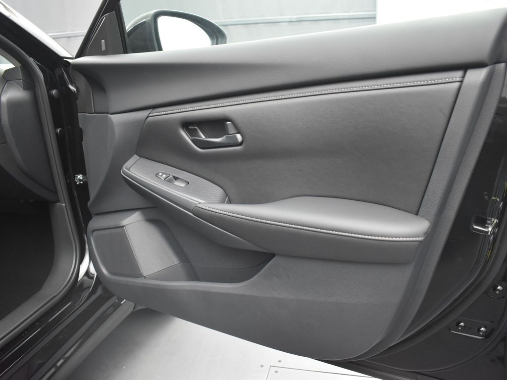 2025 Nissan Sentra S photo 22