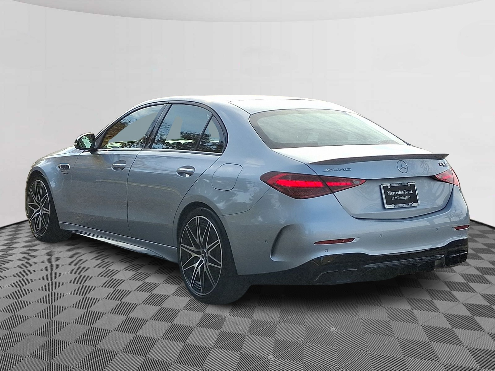 2024 Mercedes Benz C AMG 63 S E PERFORMANCE photo 2