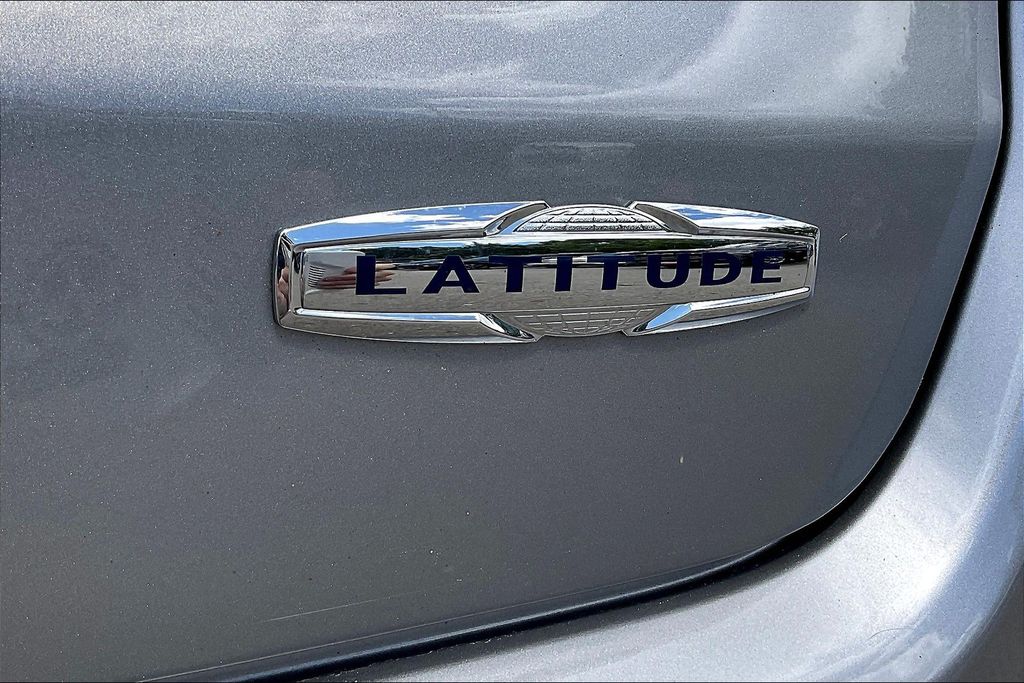 2022 Jeep Compass Latitude photo 26