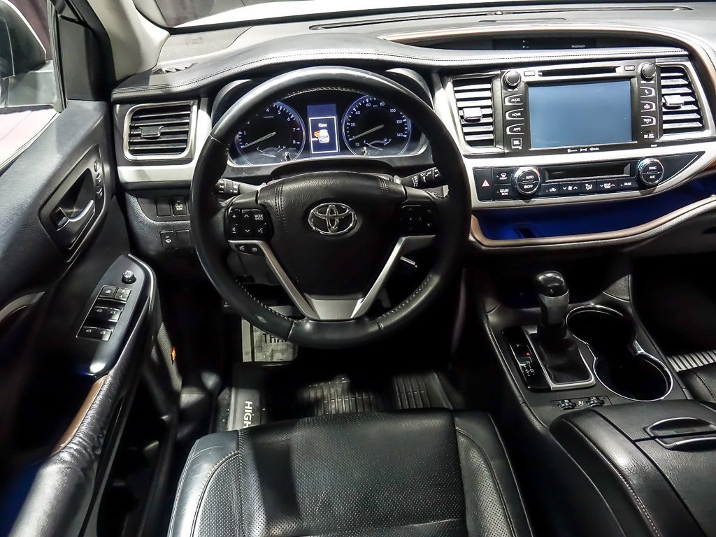 2016 TOYOTA HIGHLANDER - Image 18