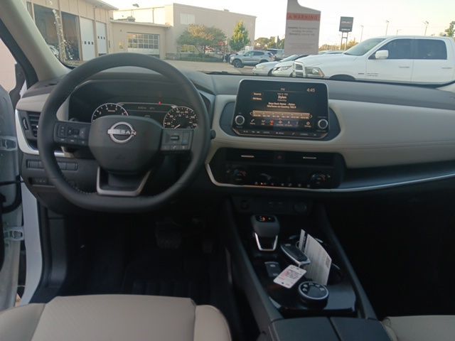 2026 Nissan Rogue SV photo 21