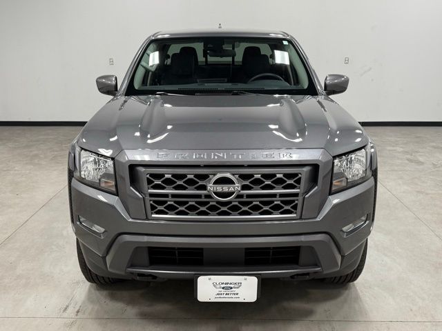 2024 Nissan Frontier SV photo 3
