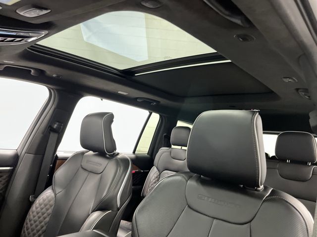 2025 Jeep Grand Cherokee L Summit photo 2