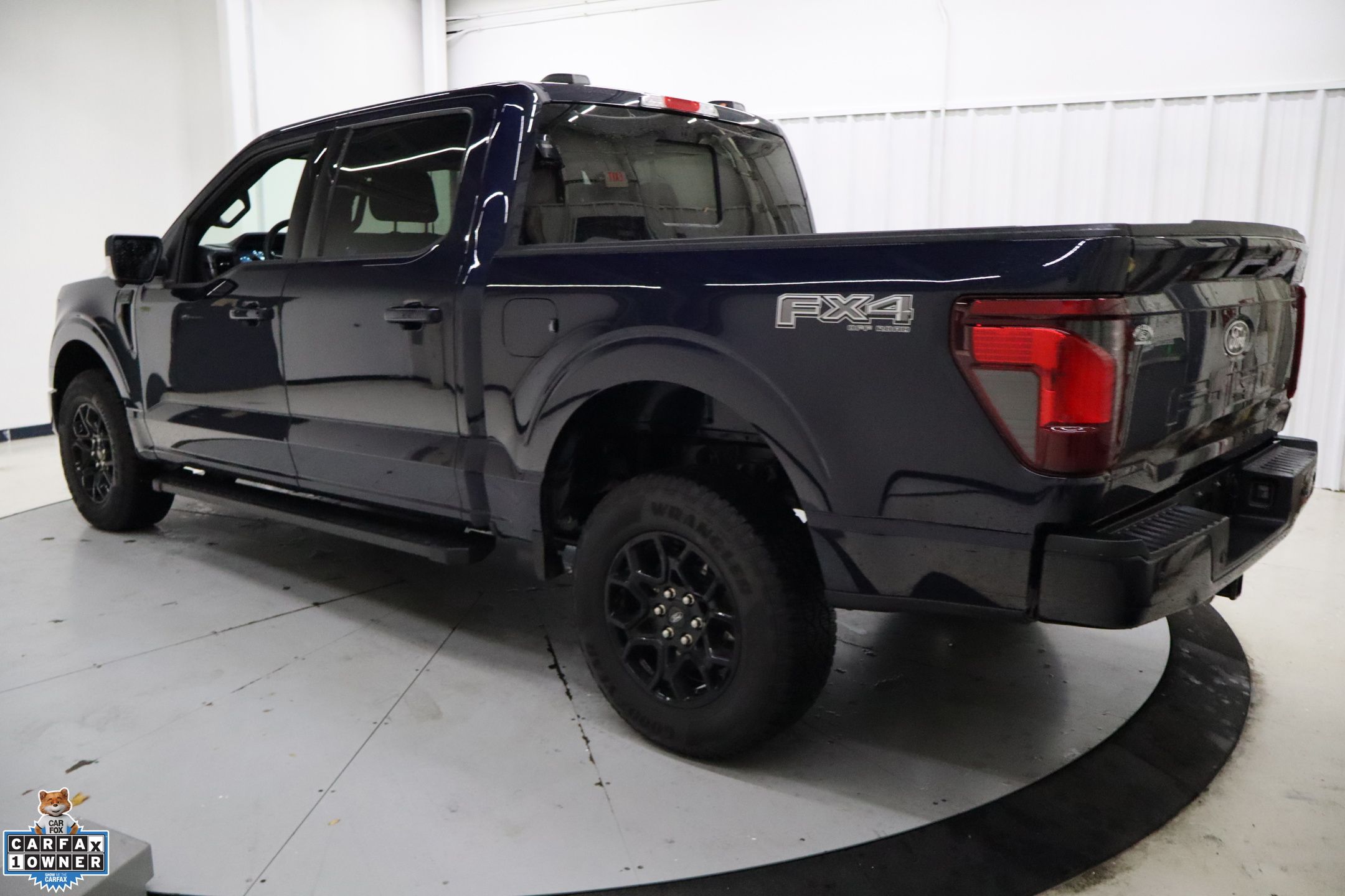 2025 Ford F-150 XLT photo 3