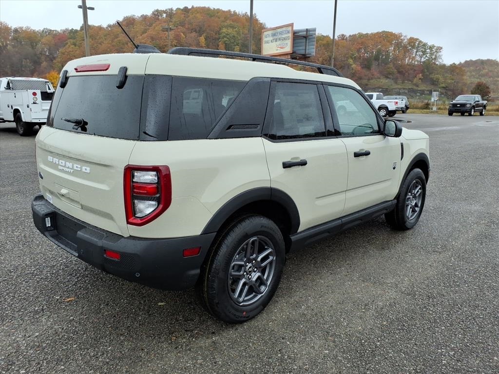 2025 Ford Bronco Sport Big Bend photo 2