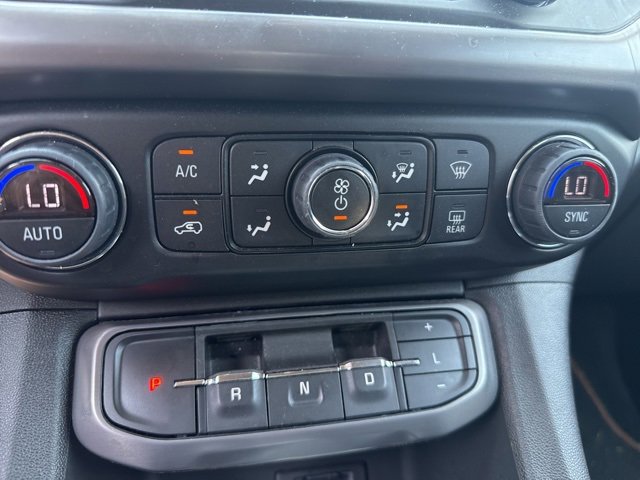 2023 Gmc Acadia AT4 photo 12