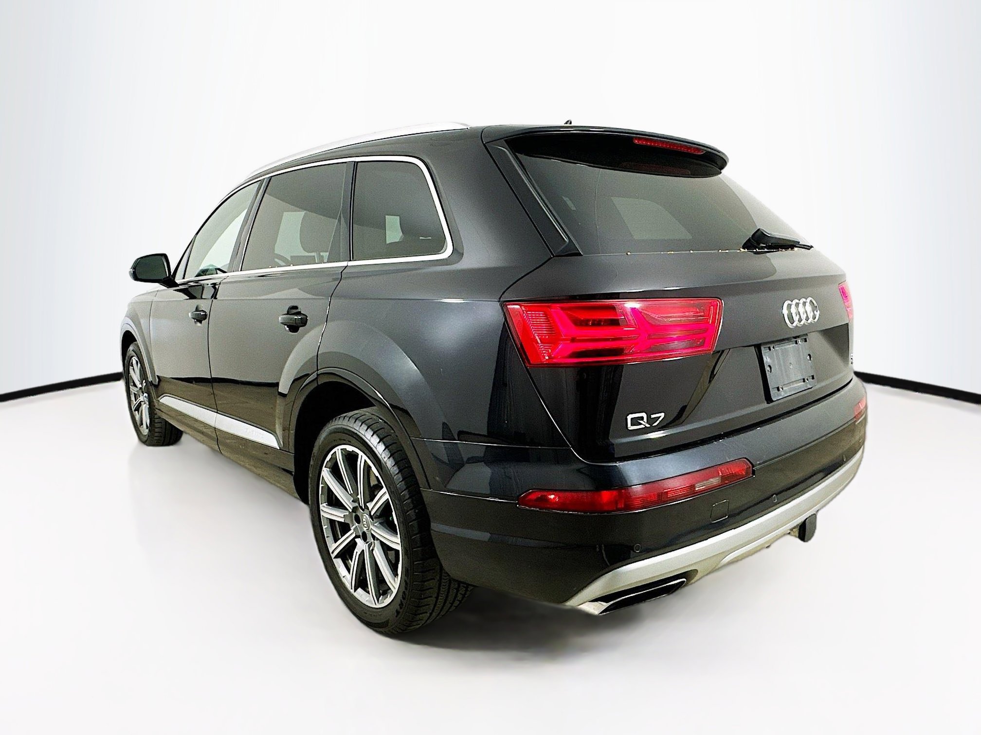 2018 Audi Q7 3.0T Premium Plus photo 5