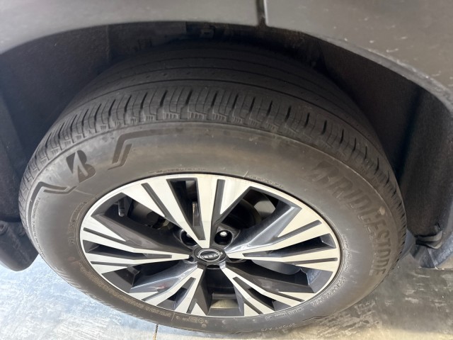 Used 2023 GUN METALL Nissan SV image 15