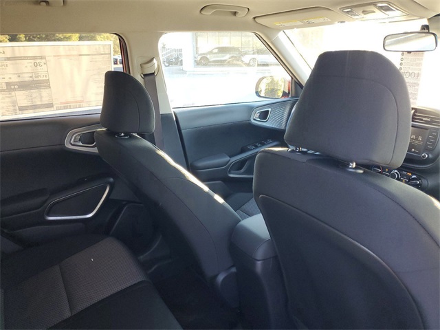 2025 Kia Soul LX photo 25