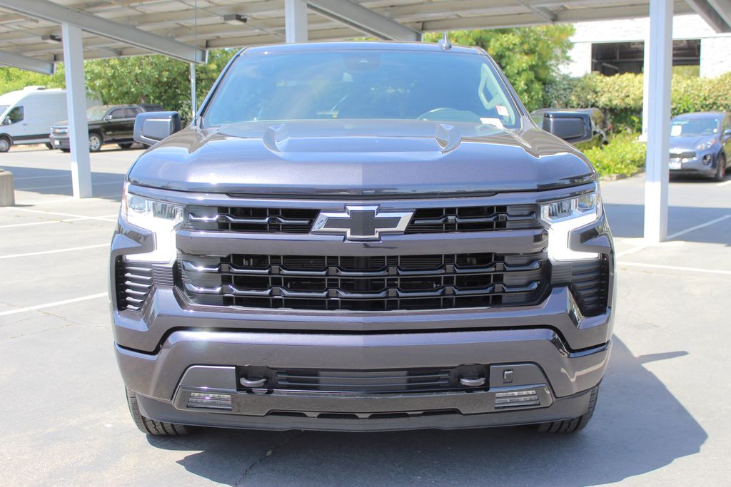 2023 Chevrolet Silverado 1500 RST photo 3