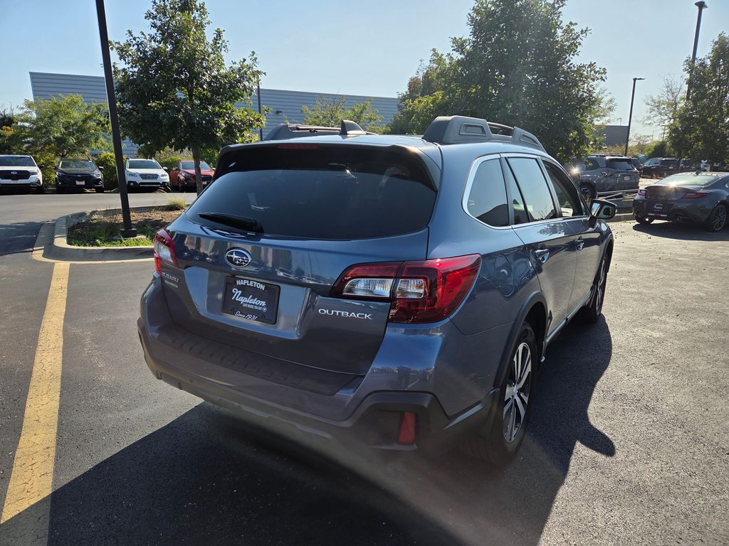 2018 Subaru Outback 2.5i Limited photo 4