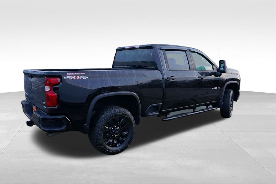 2023 Chevrolet Silverado 2500HD Custom photo 4