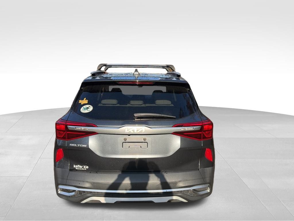 2023 Kia Seltos SX photo 4