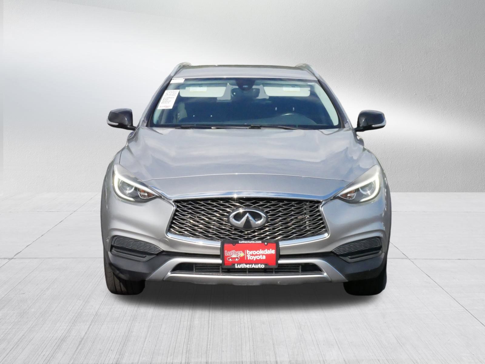 Used 2017 INFINITI QX30 Luxury with VIN SJKCH5CR3HA039603 for sale in Brooklyn Center, MN