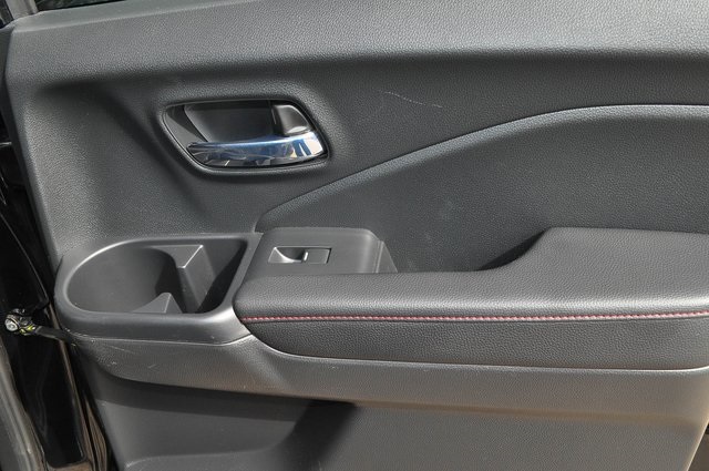 2022 Honda Ridgeline Black Edition photo 25