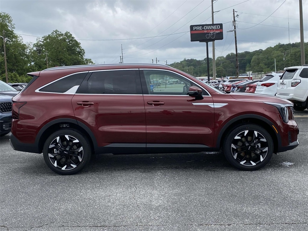 2025 Kia Sorento EX photo 2