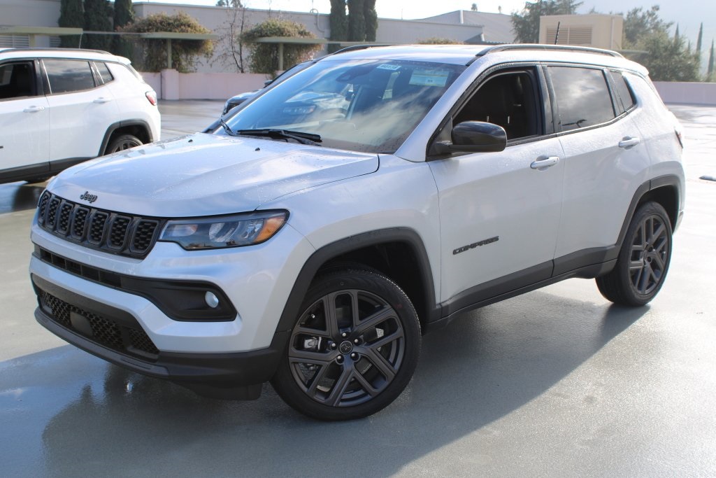 2026 Jeep Compass Altitude's photo