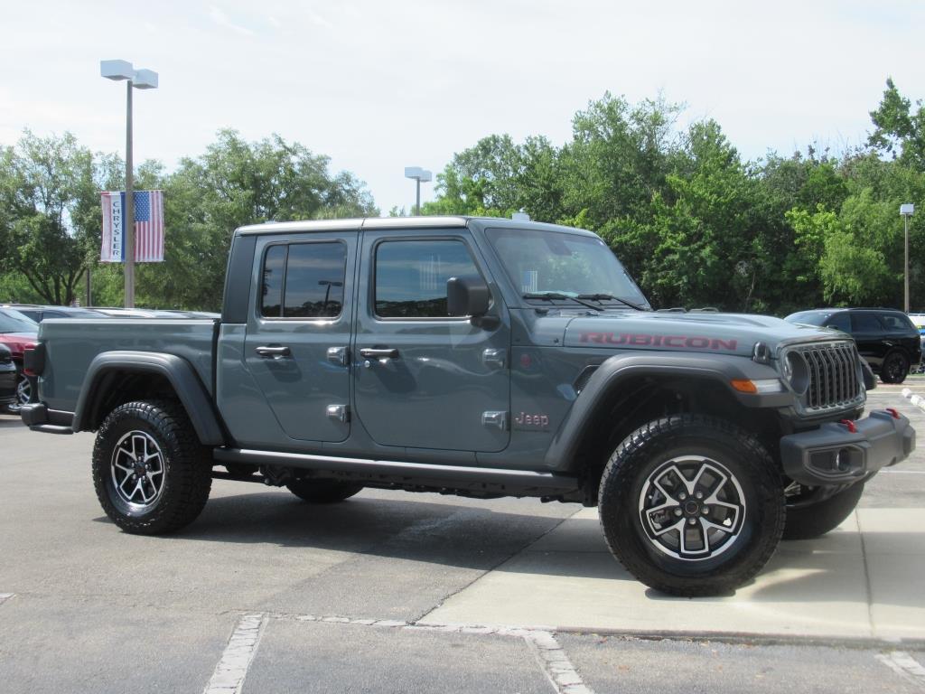 2025 Jeep Gladiator Rubicon photo 2