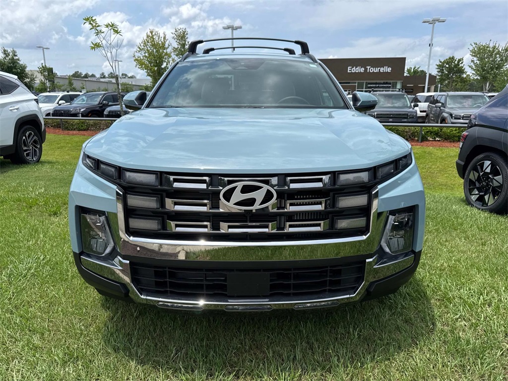 2025 Hyundai Santa Cruz Limited photo 2