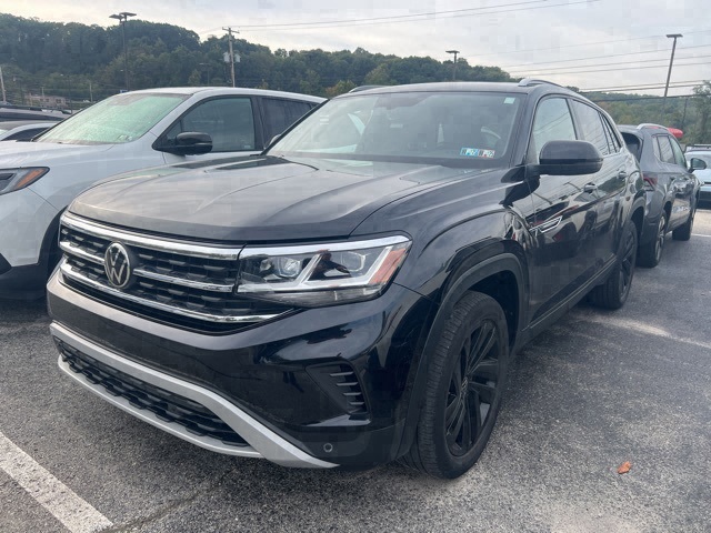 2022 Volkswagen Atlas Cross Sport V6 SE Technology photo 3