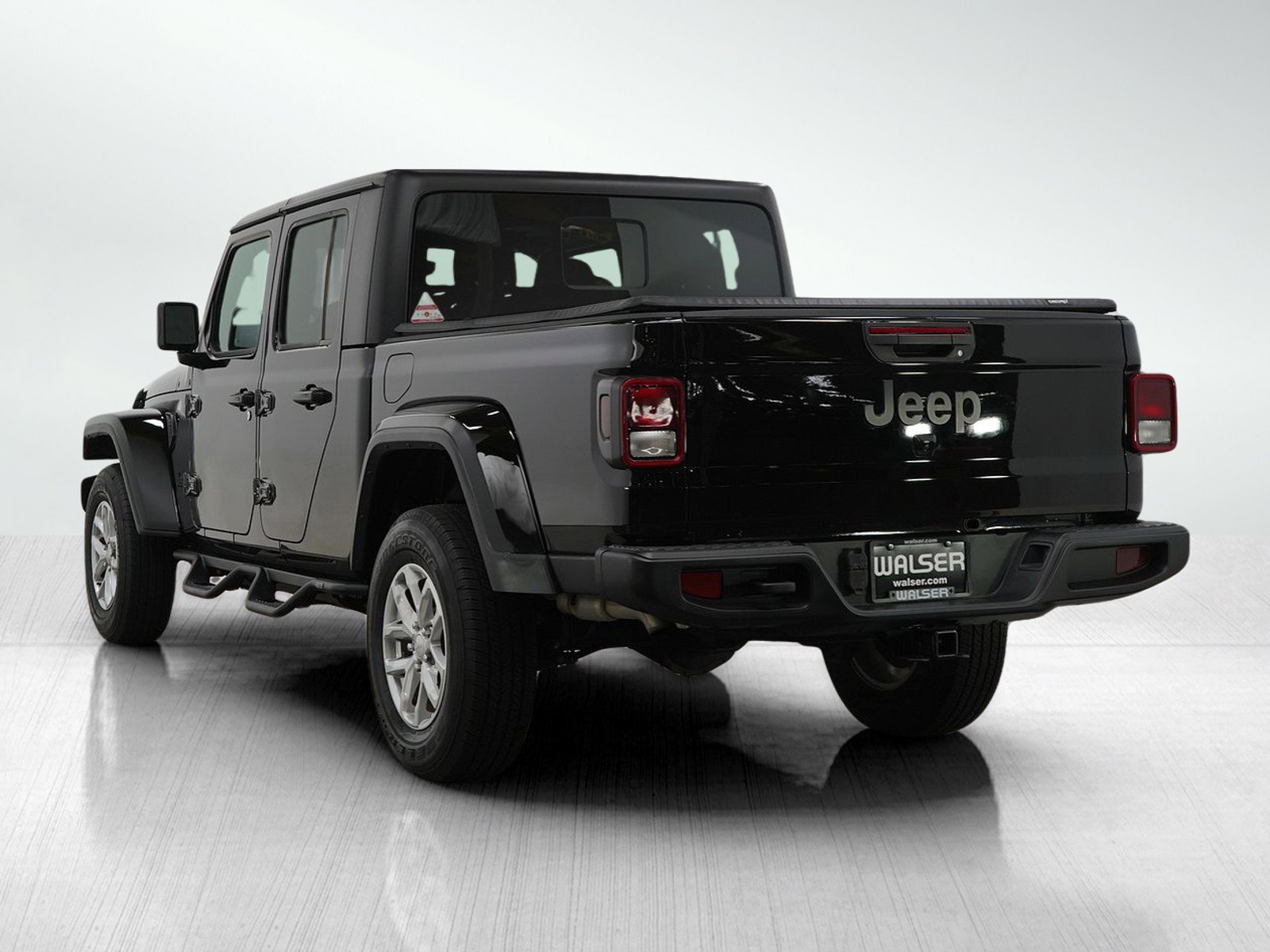 2023 Jeep Gladiator Sport photo 3
