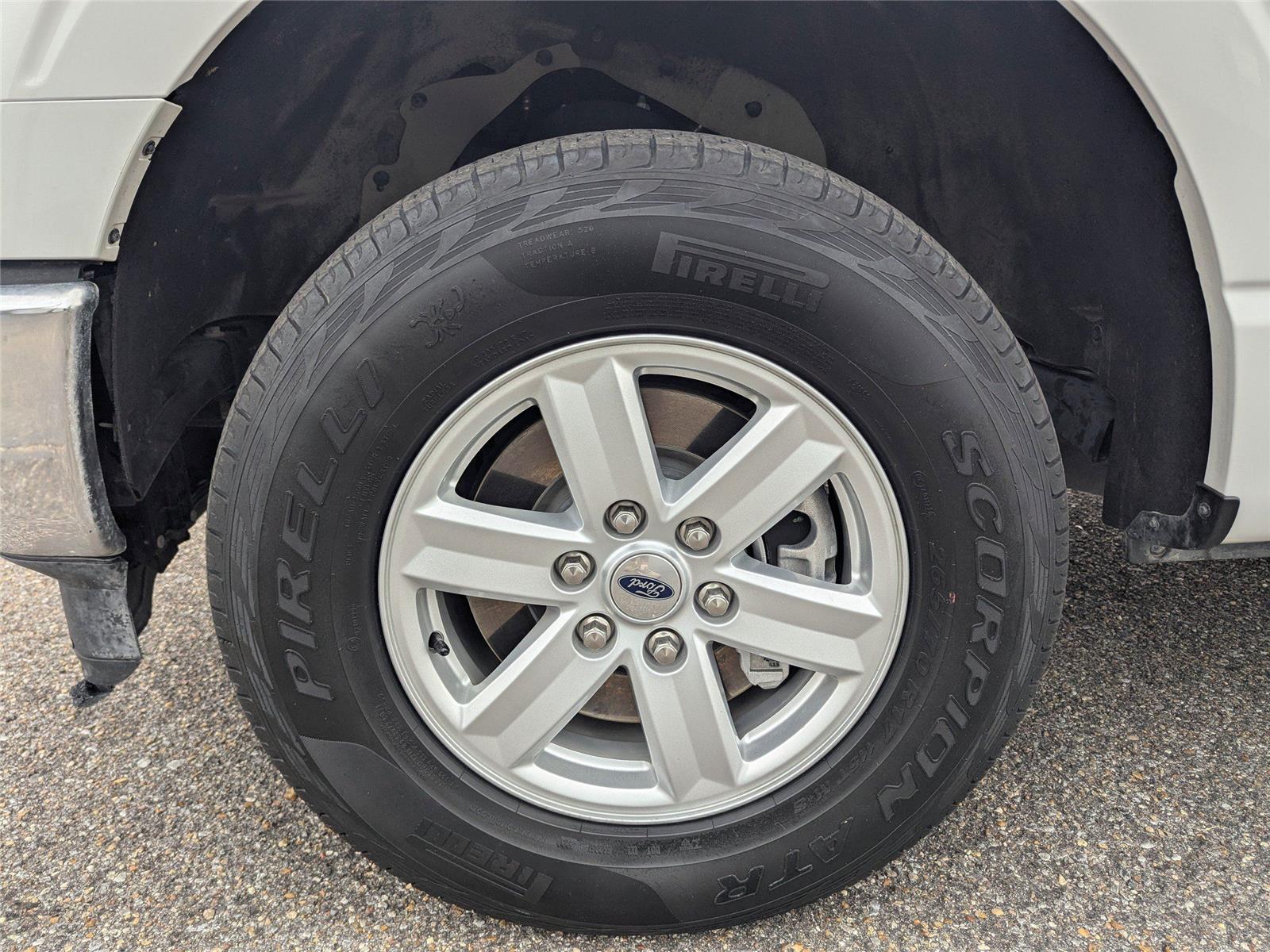 2022 Ford F-150 XLT photo 10