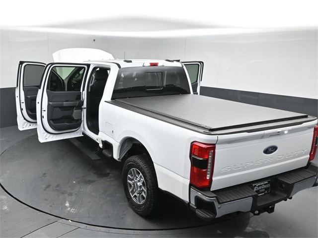 2025 FORD F-250 - Image 57