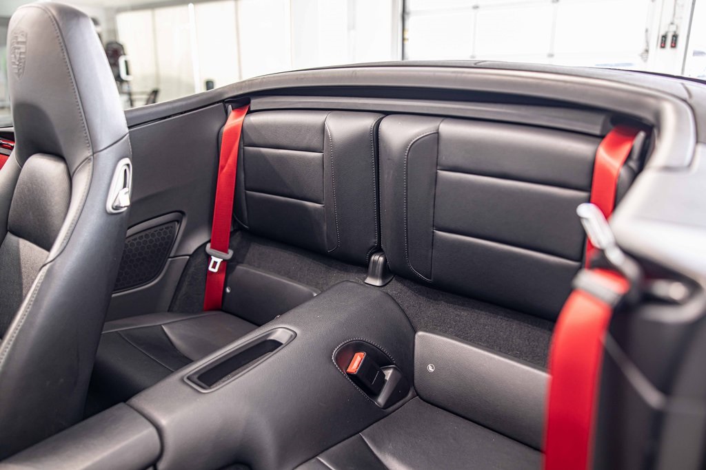 2016 PORSCHE 911 - Image 23