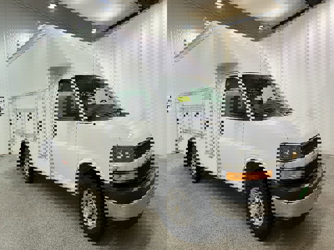 New 2025 Summit White Chevrolet 1WT image 1