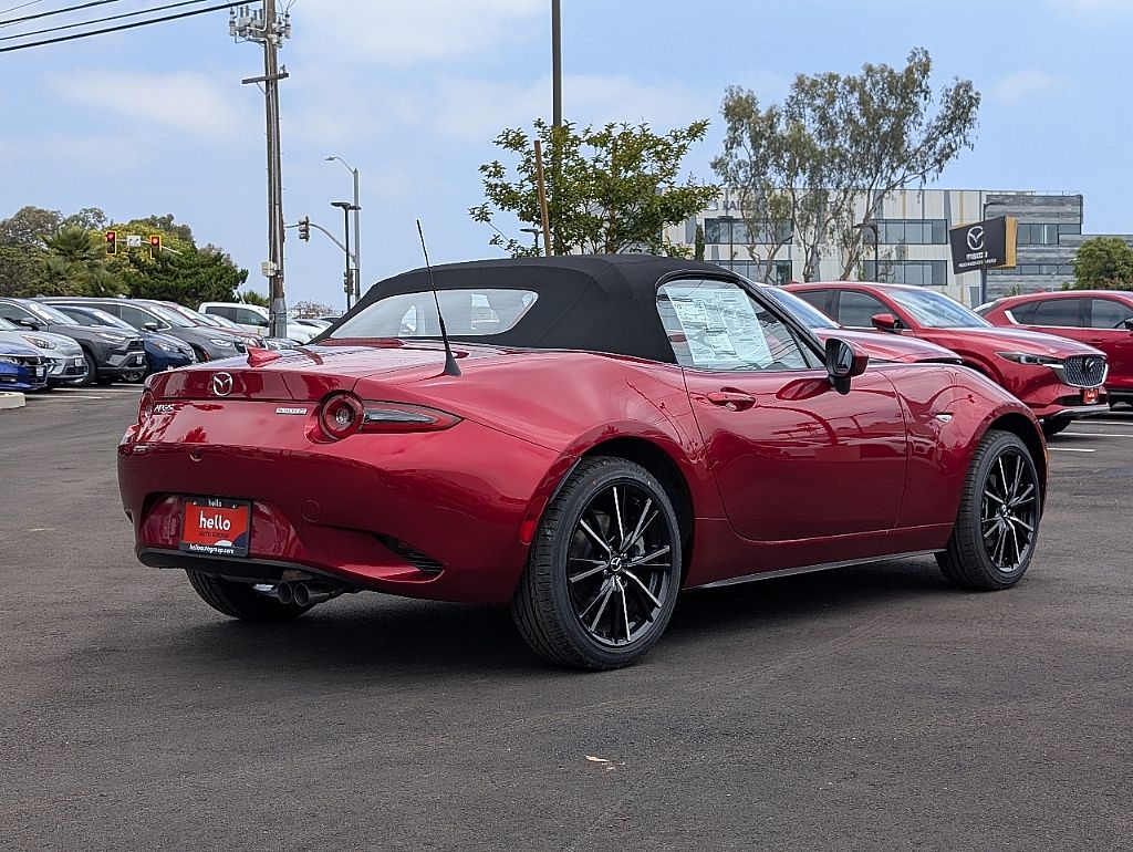 2025 Mazda MX-5 Miata Miata Grand Touring photo 8