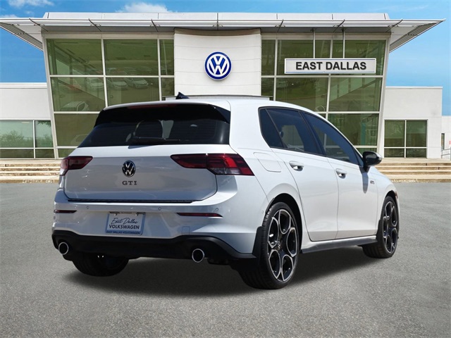 2025 Volkswagen Golf GTI Autobahn photo 3