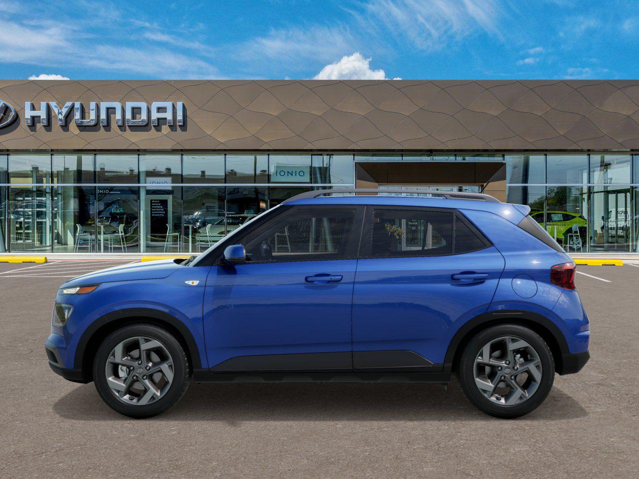 2025 Hyundai Venue SEL photo 3